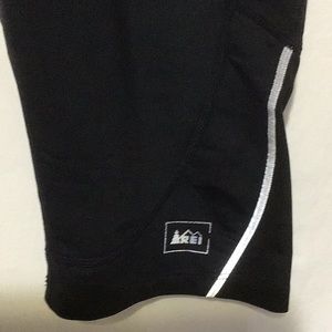 REI Black Athletic Shorts Sz L